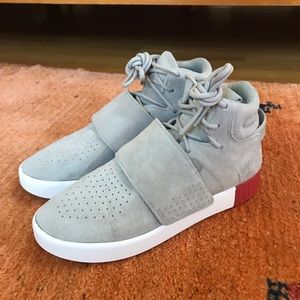 Adidas Tubular Sneakers